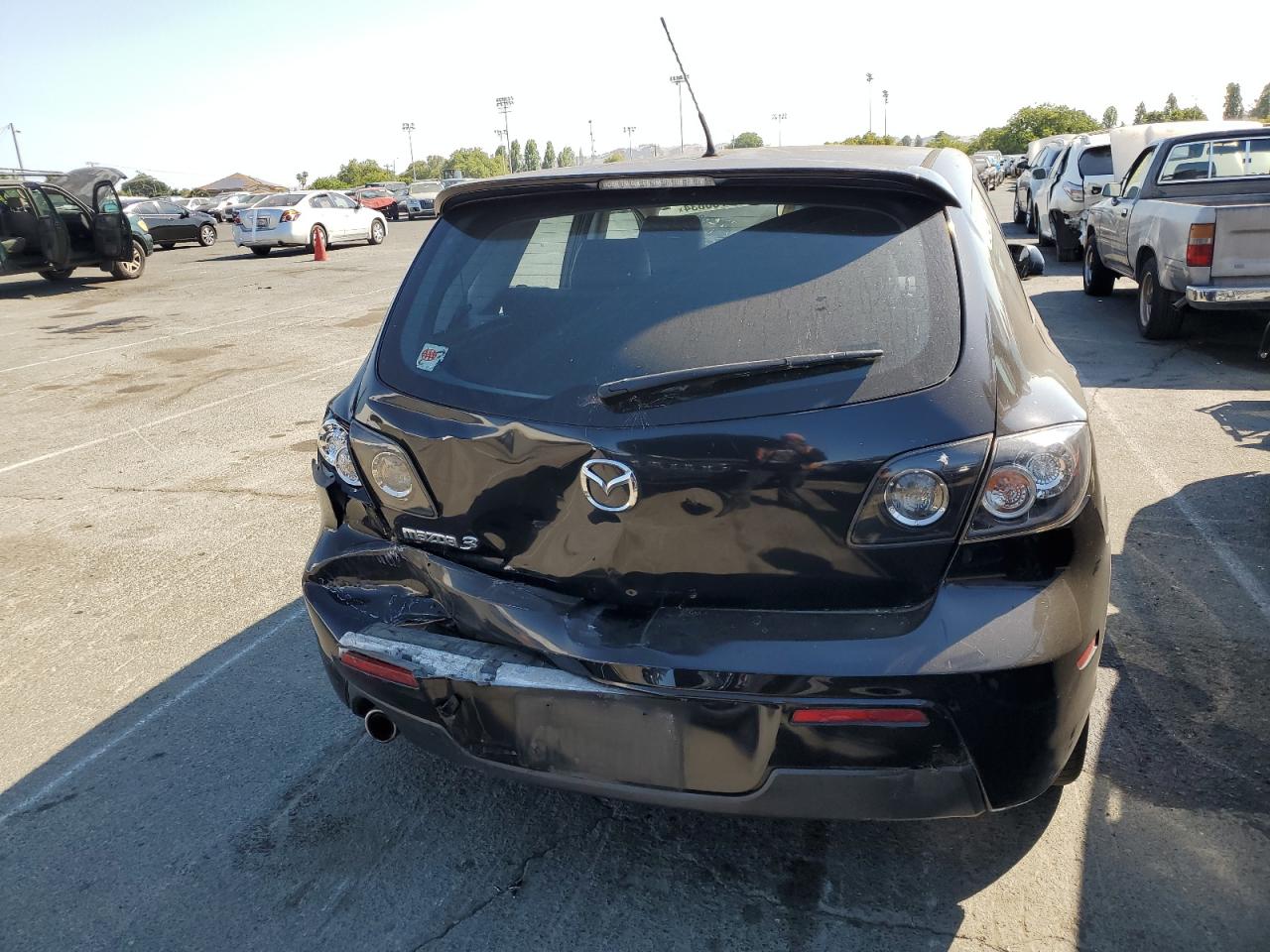JM1BK343071687137 2007 Mazda 3 Hatchback