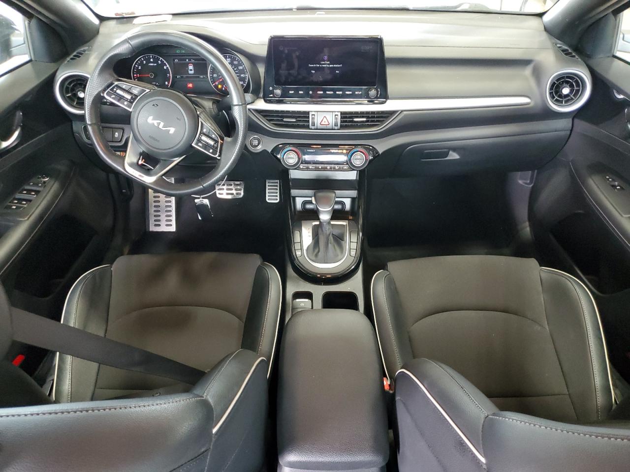 3KPF54AD8NE506176 2022 Kia Forte Gt Line