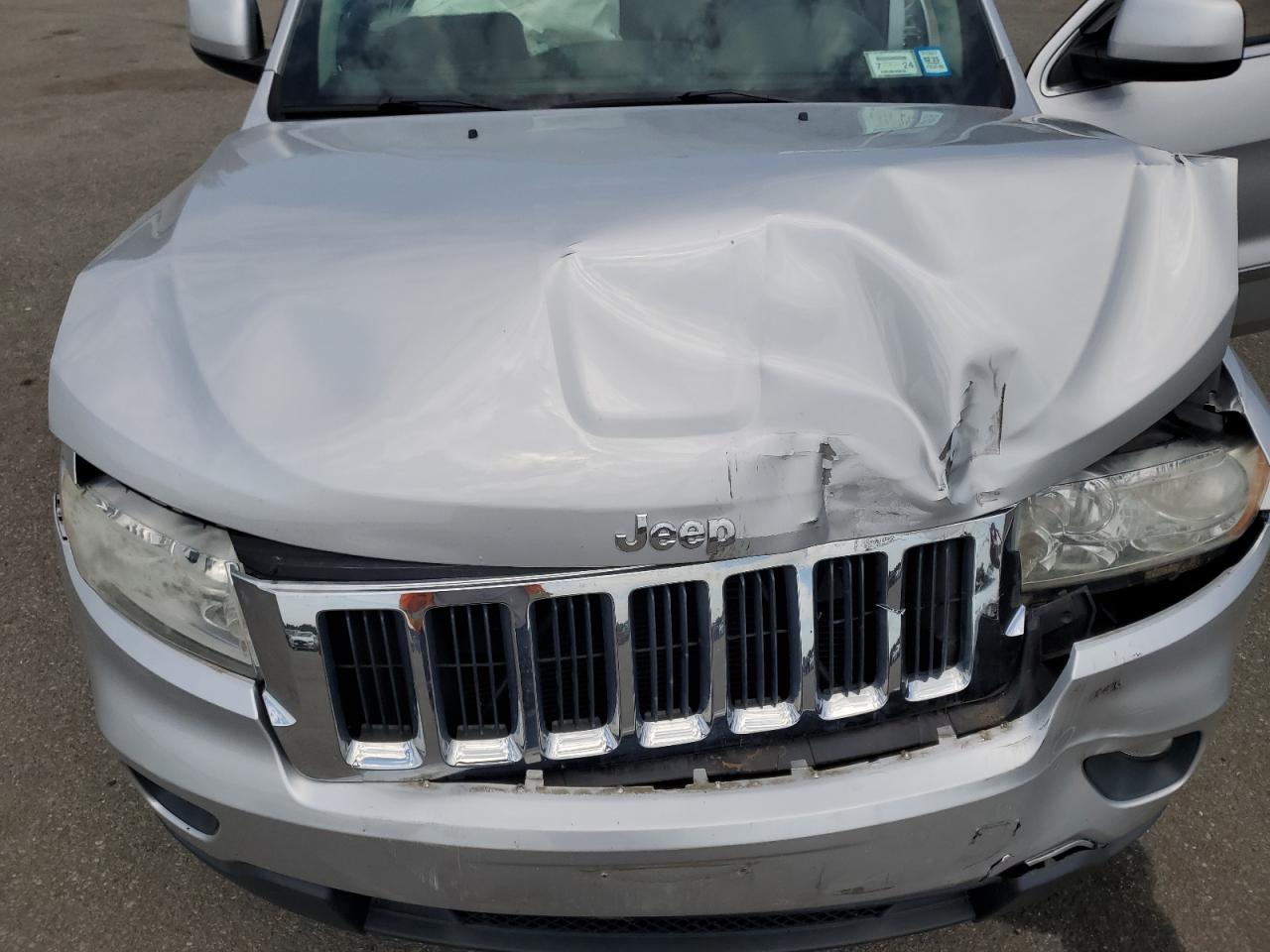 1J4RR4GG5BC596712 2011 Jeep Grand Cherokee Laredo