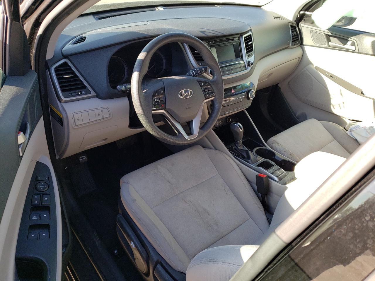 KM8J23A4XJU730912 2018 Hyundai Tucson Se