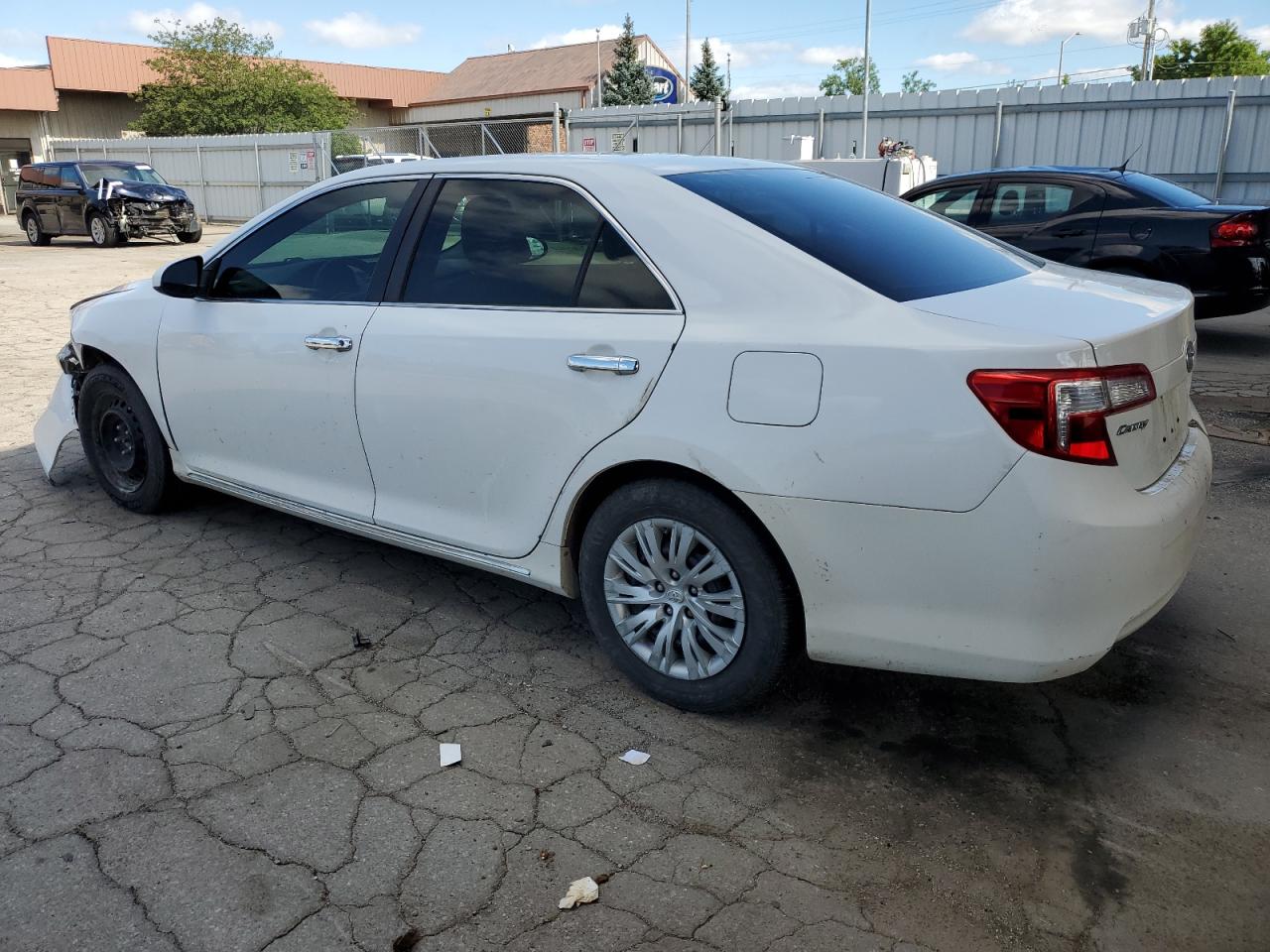 4T1BF1FK0DU265713 2013 Toyota Camry L