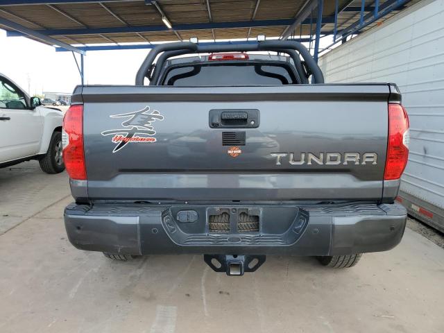 2018 Toyota Tundra Crewmax Sr5 VIN: 5TFEY5F12JX243622 Lot: 57581434