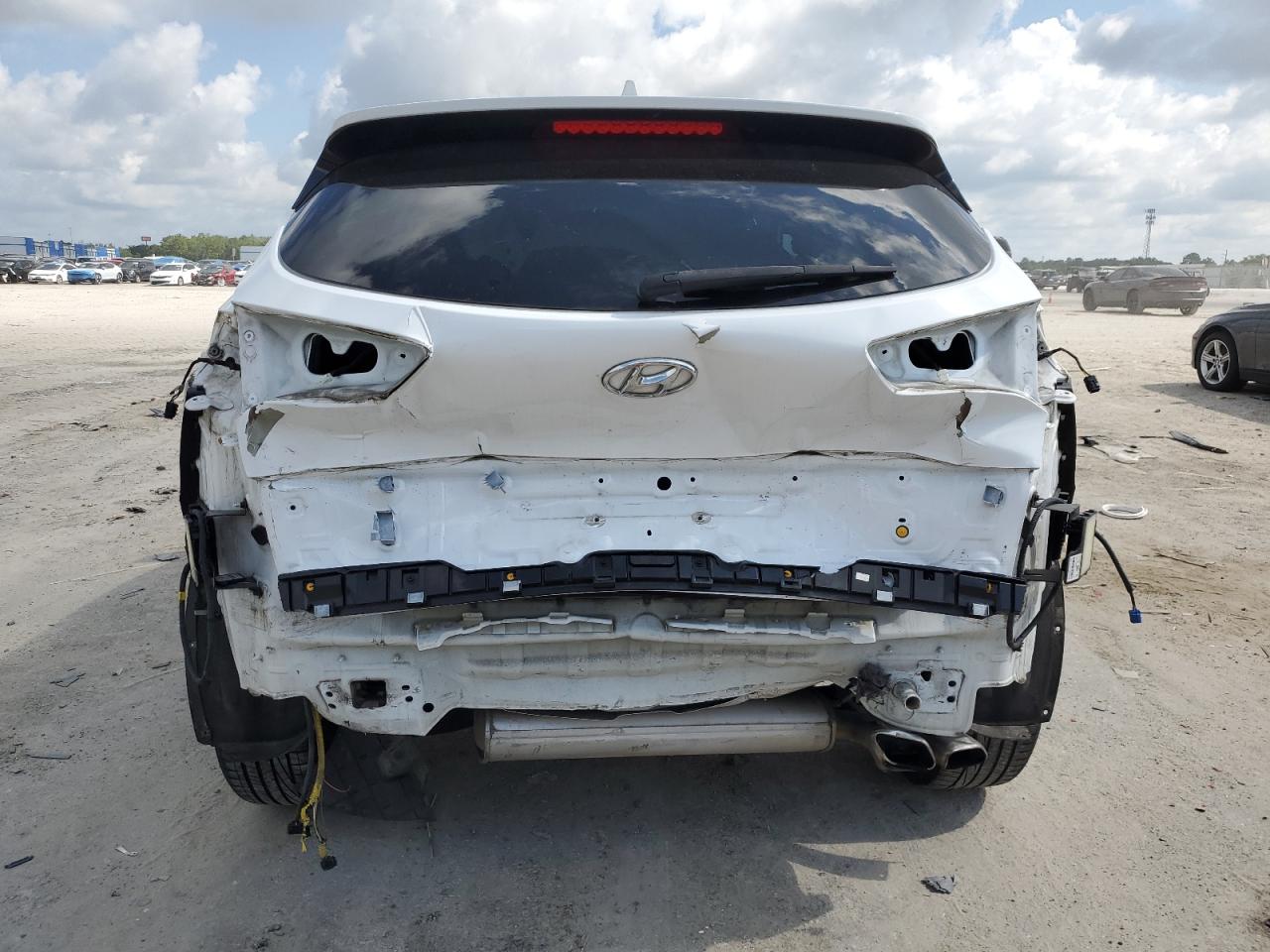 KM8J3CAL3JU685977 2018 Hyundai Tucson Sport