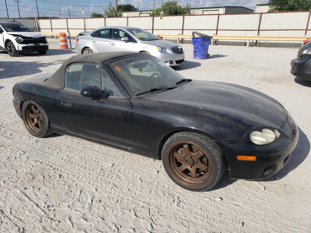 JM1NB353X30313548 2003 Mazda Mx-5 Miata Base