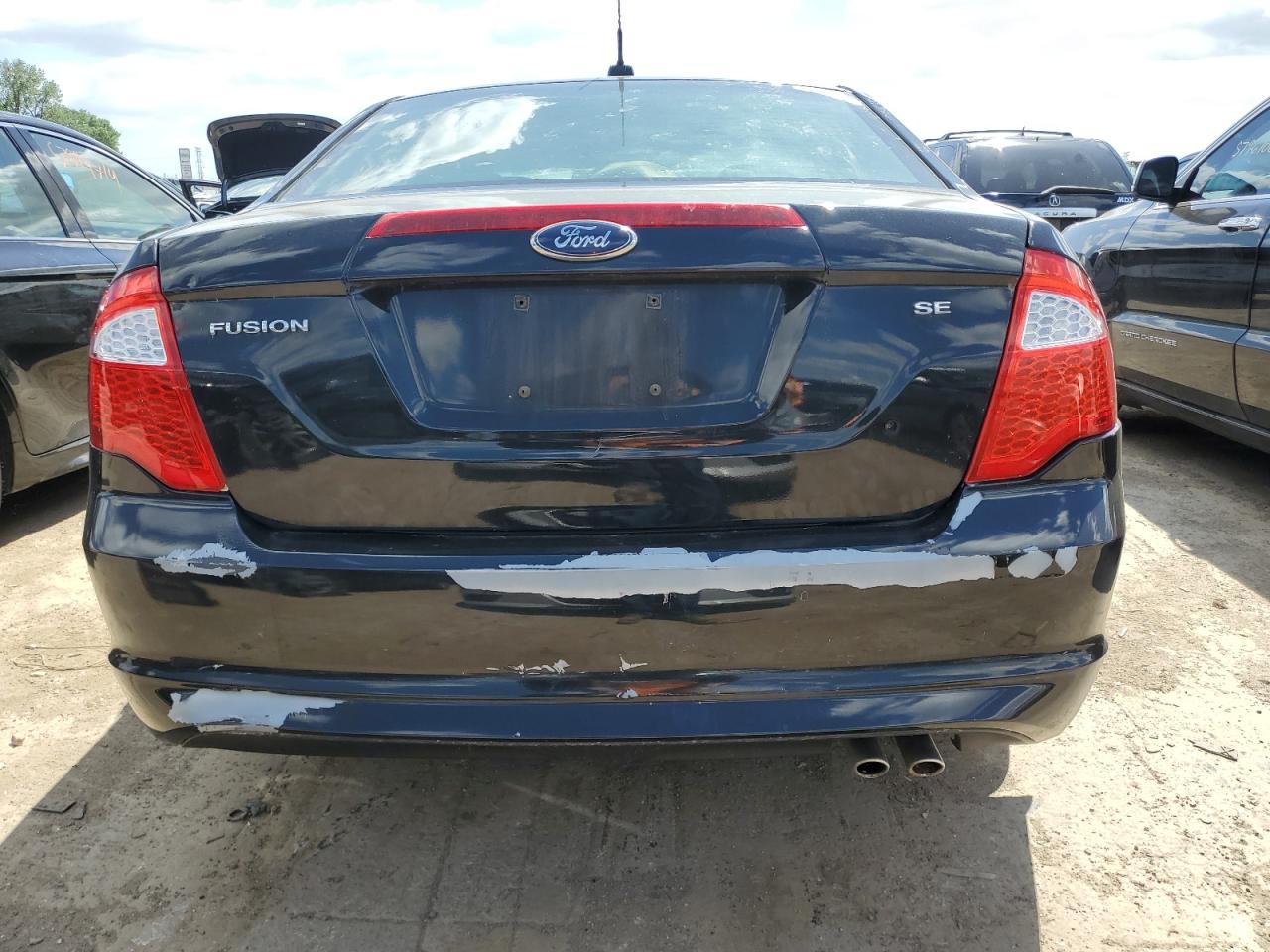 3FAHP0HA3AR287563 2010 Ford Fusion Se