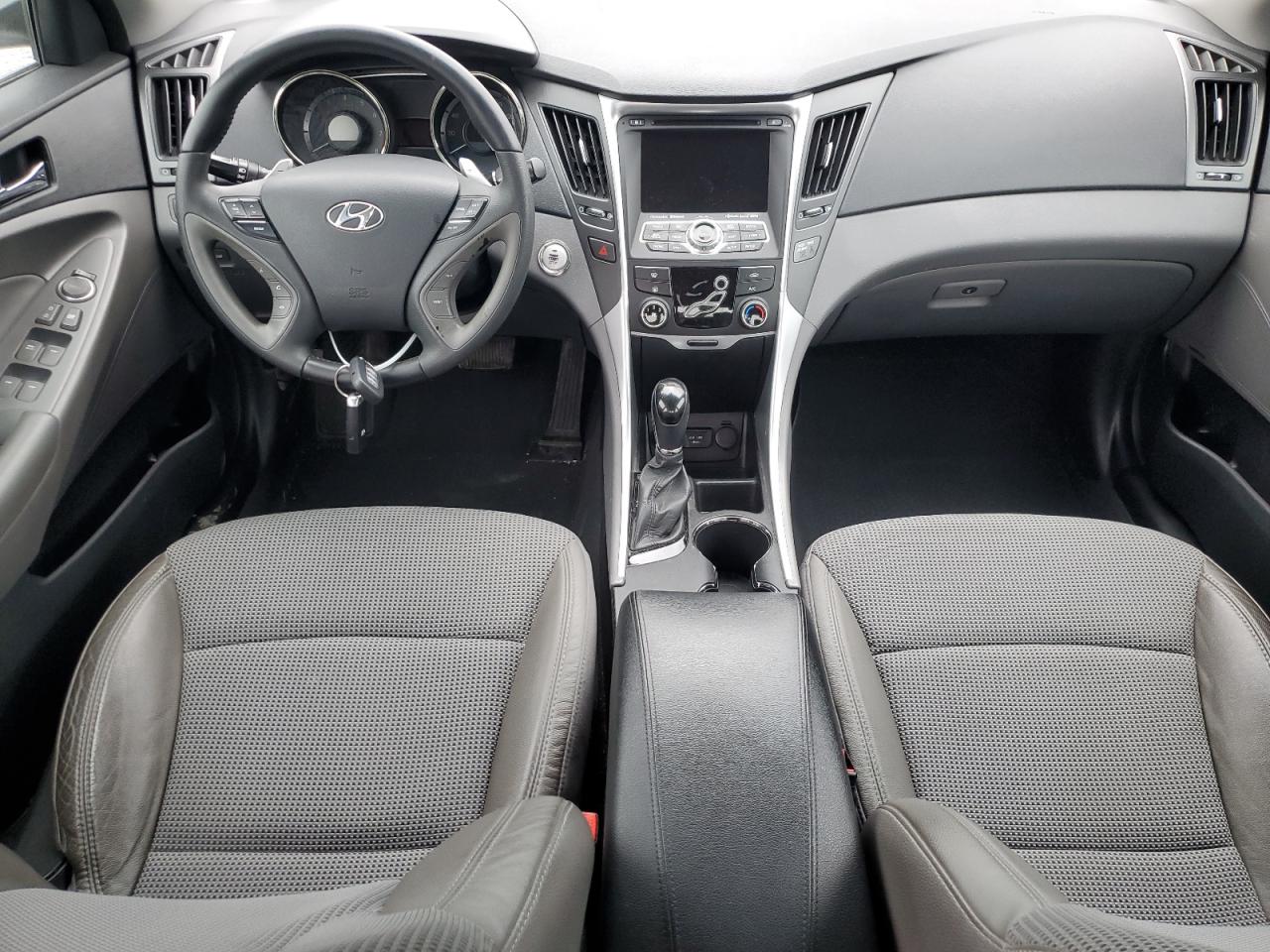 5NPEC4AC4DH673217 2013 Hyundai Sonata Se