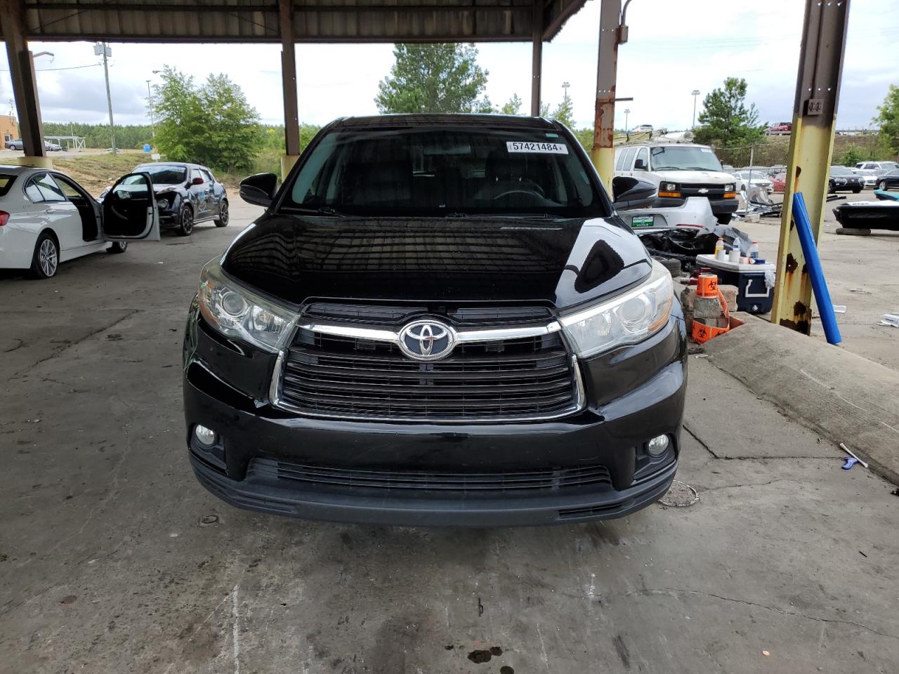 Lot #2630982051 2016 TOYOTA HIGHLANDER