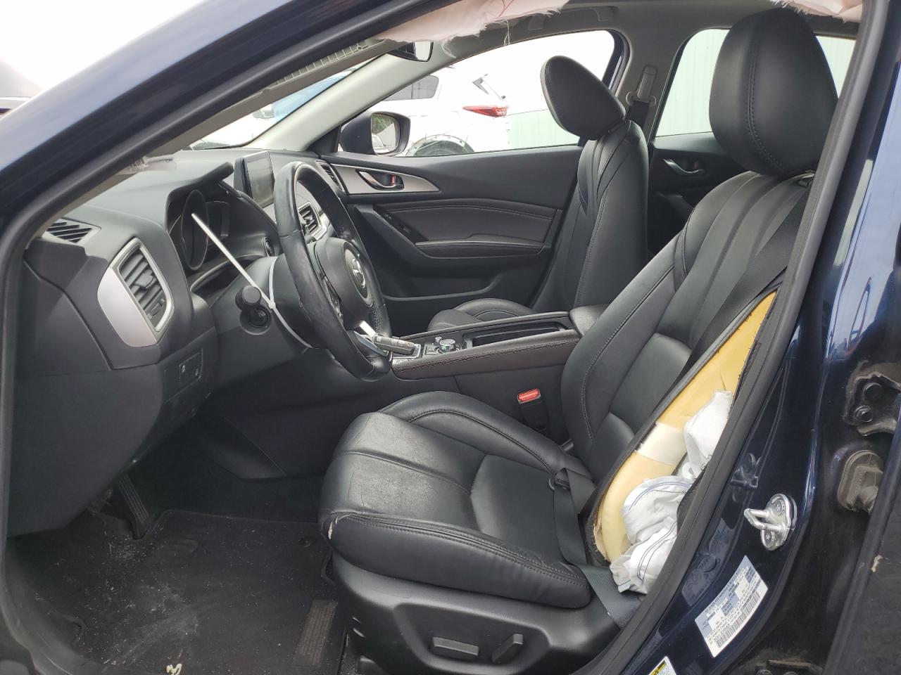 3MZBN1L30JM259525 2018 Mazda 3 Touring