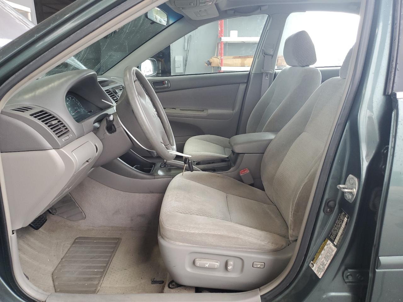 4T1BE32K74U311283 2004 Toyota Camry Le