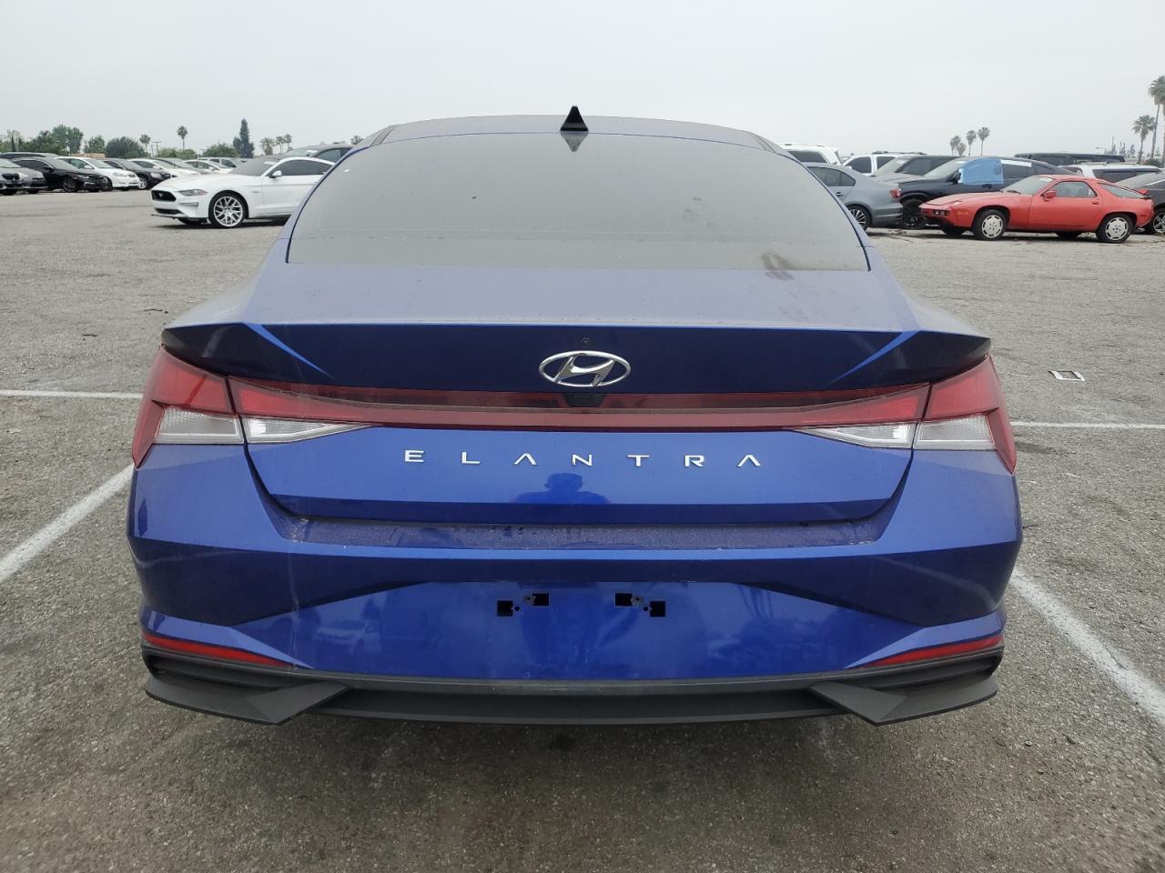 2021 Hyundai Elantra Sel vin: KMHLM4AG4MU138025