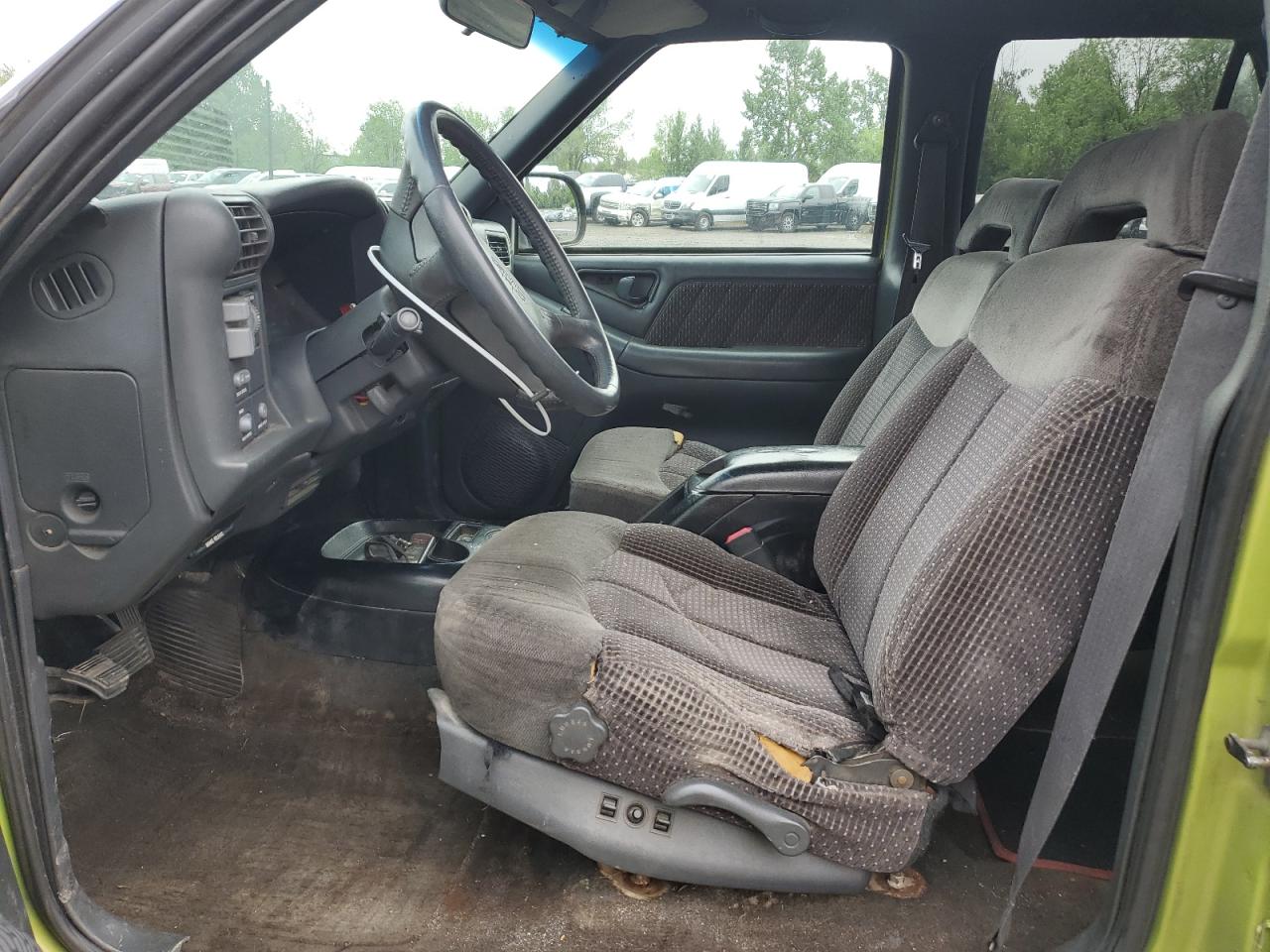 1GKDT13W0T2545711 1996 GMC Jimmy