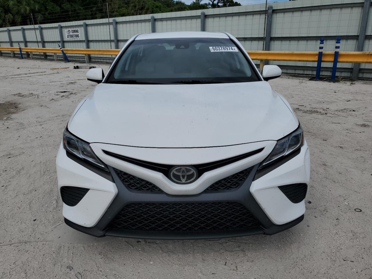 2019 Toyota Camry L vin: 4T1B11HKXKU720172