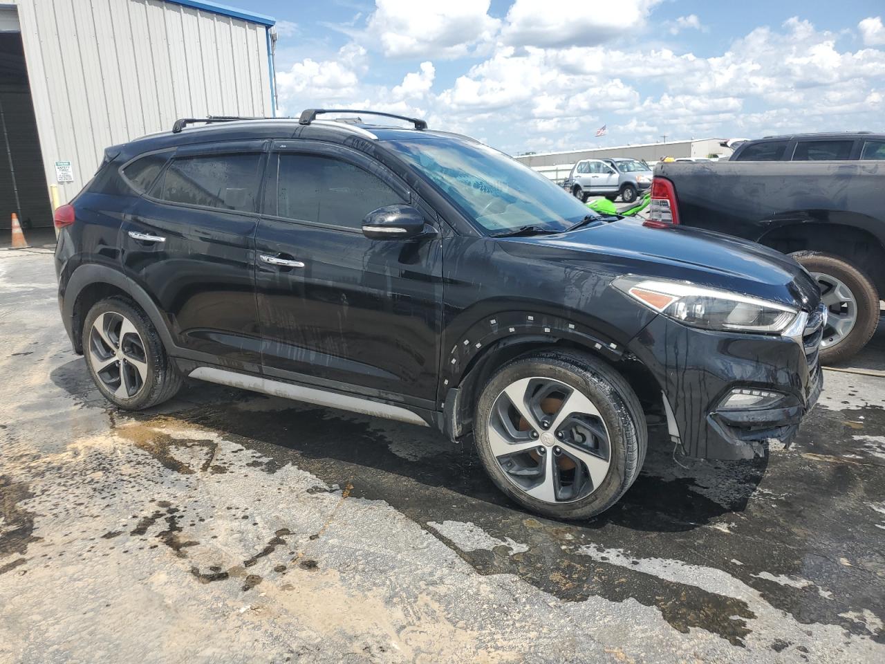 2017 Hyundai Tucson Limited vin: KM8J33A24HU376424