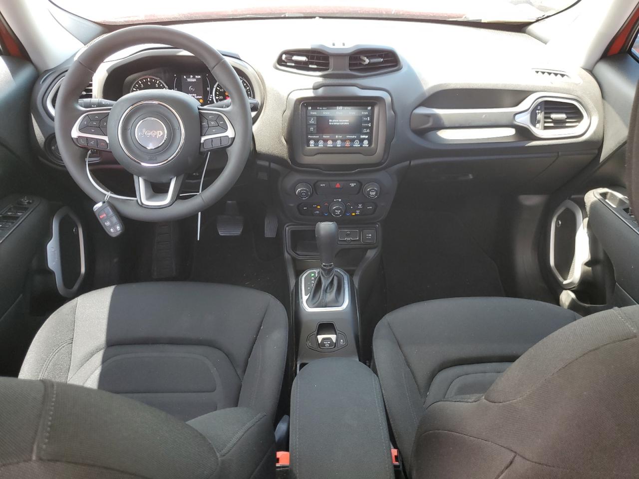 ZACNJABB8KPK24490 2019 Jeep Renegade Latitude