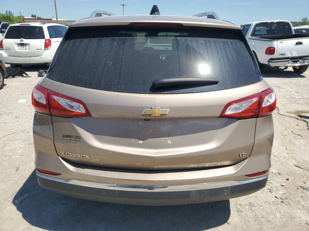 3GNAXJEV9JL115864 2018 Chevrolet Equinox Lt