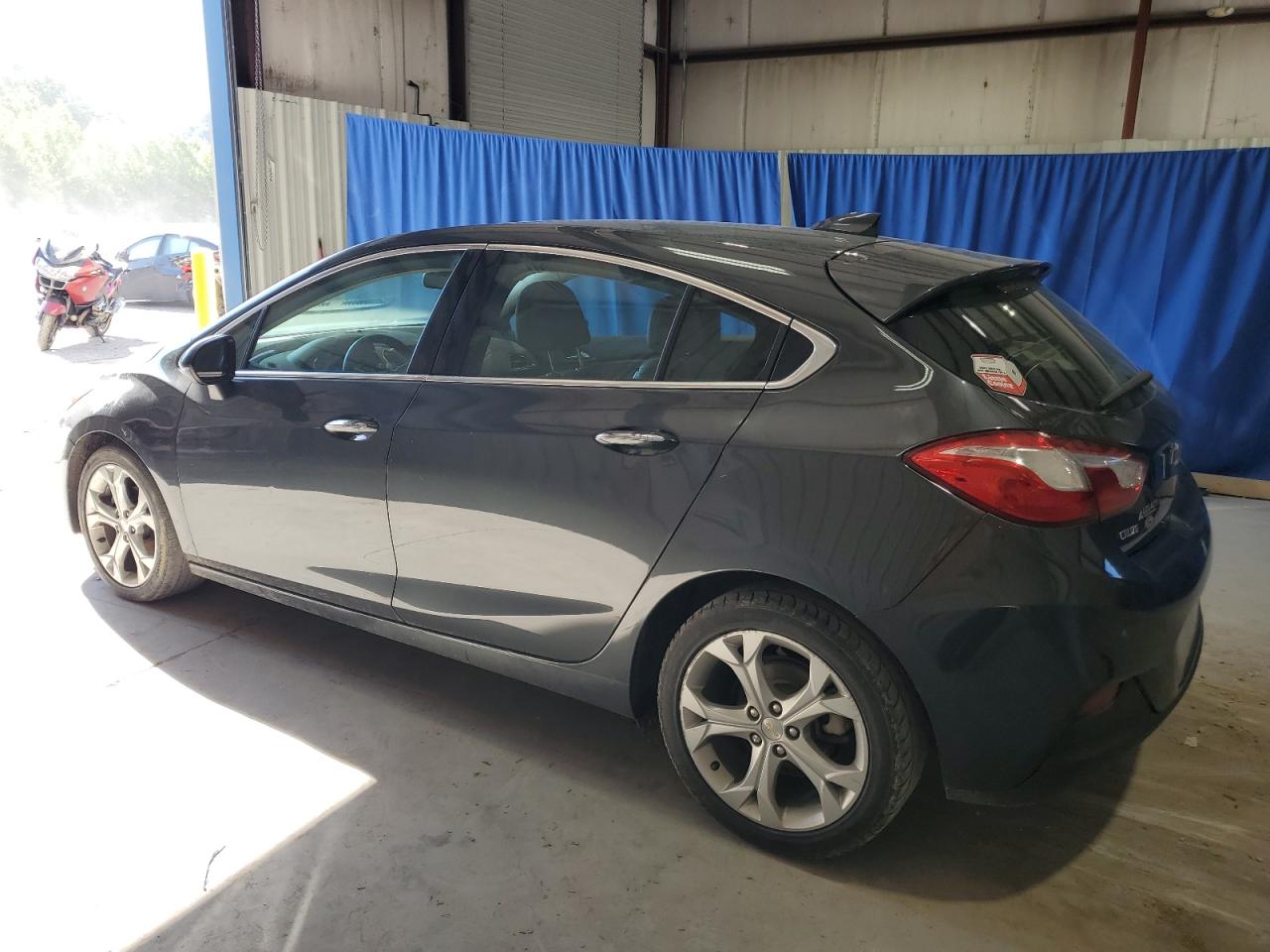 2018 Chevrolet Cruze Premier vin: 3G1BF6SM3JS638112