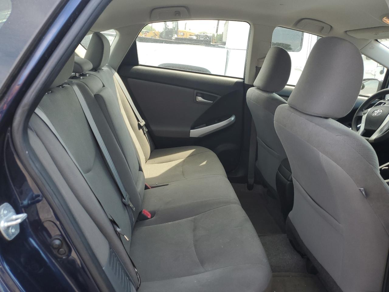 JTDKN3DU3E1858735 2014 Toyota Prius