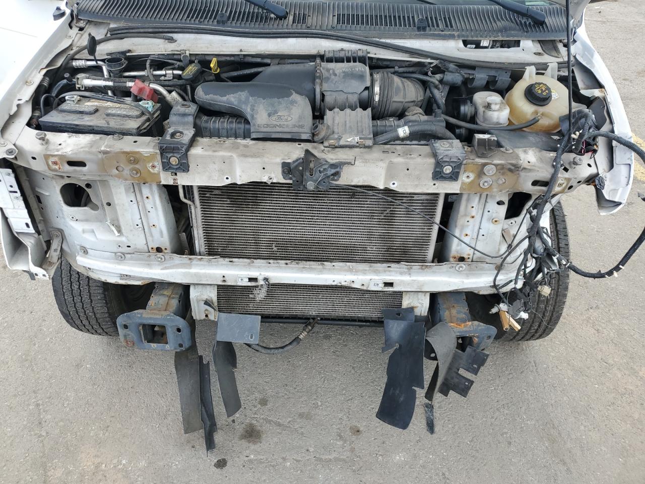 1FBSS3BL4BDB12604 2011 Ford Econoline E350 Super Duty Wagon