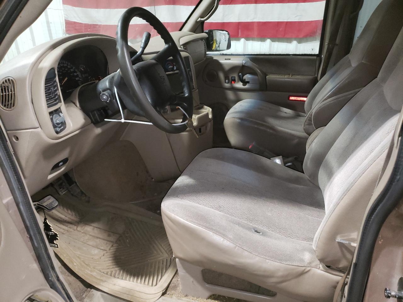 1GNDM19X55B111772 2005 Chevrolet Astro