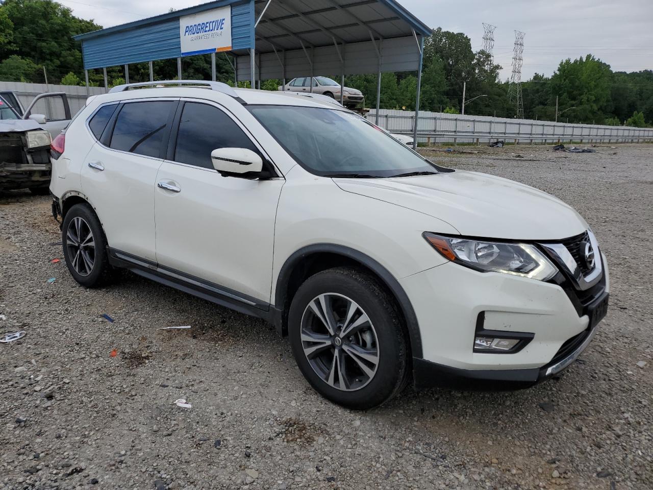 2017 Nissan Rogue S vin: JN8AT2MT1HW388235