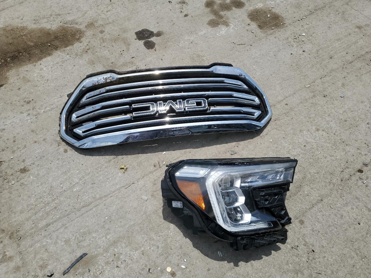 3GKALVEV1NL156589 2022 GMC Terrain Slt