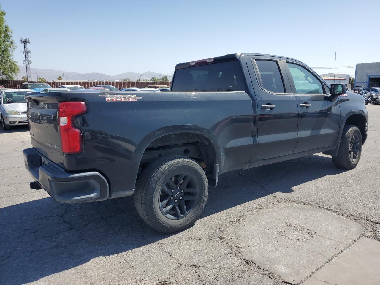 2019 Chevrolet Silverado K1500 Trail Boss Custom vin: 1GCRYCEF2KZ195130