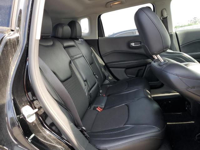 2018 Jeep Compass Latitude VIN: 3C4NJDBB8JT395669 Lot: 57950904