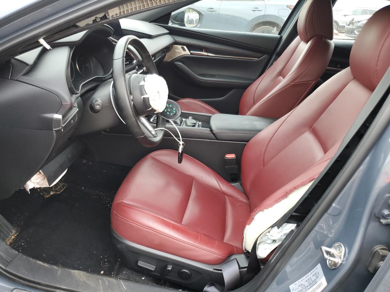 JM1BPALL0N1521933 2022 Mazda 3 Preferred