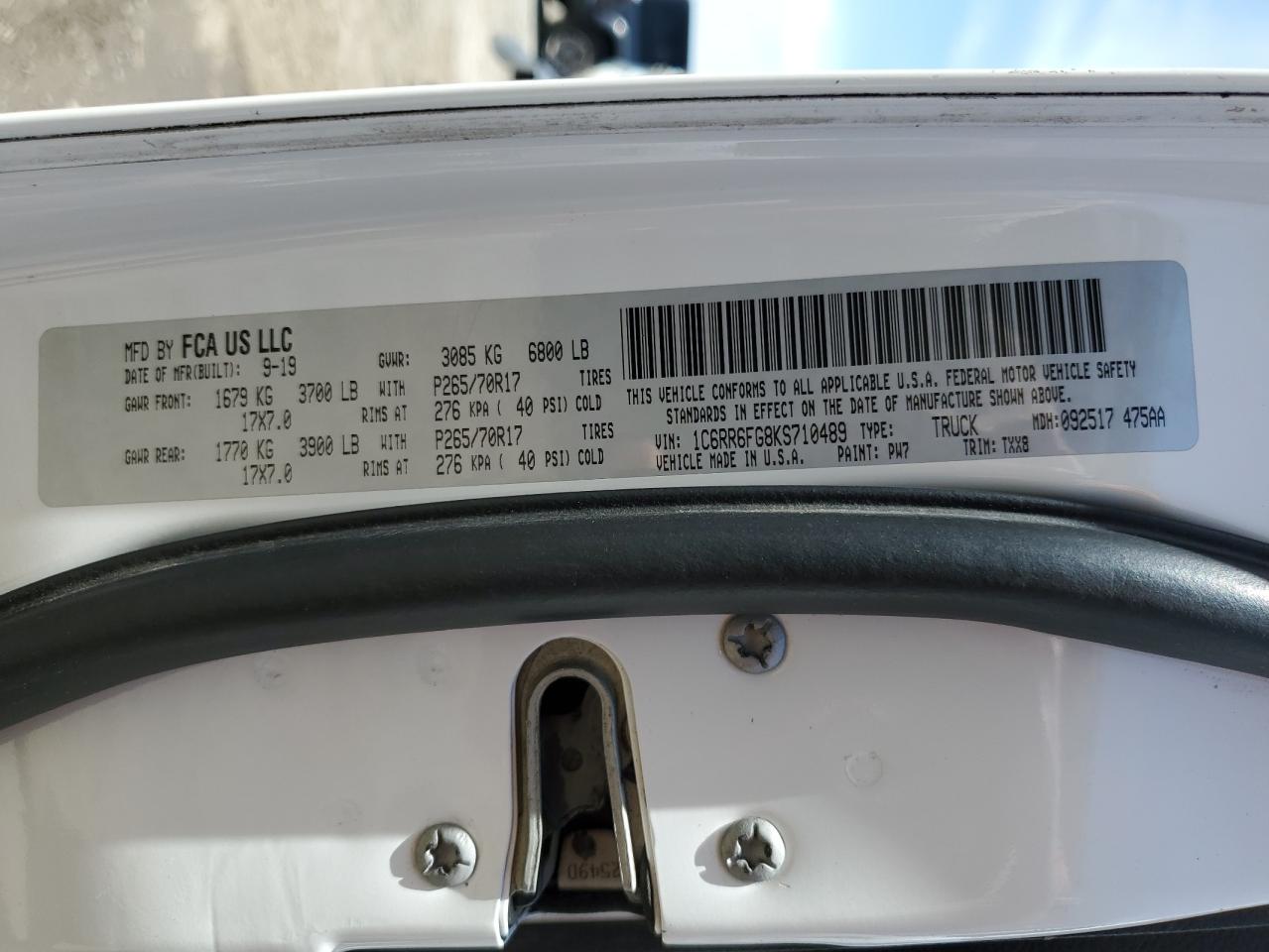 1C6RR6FG8KS710489 2019 Ram 1500 Classic Tradesman