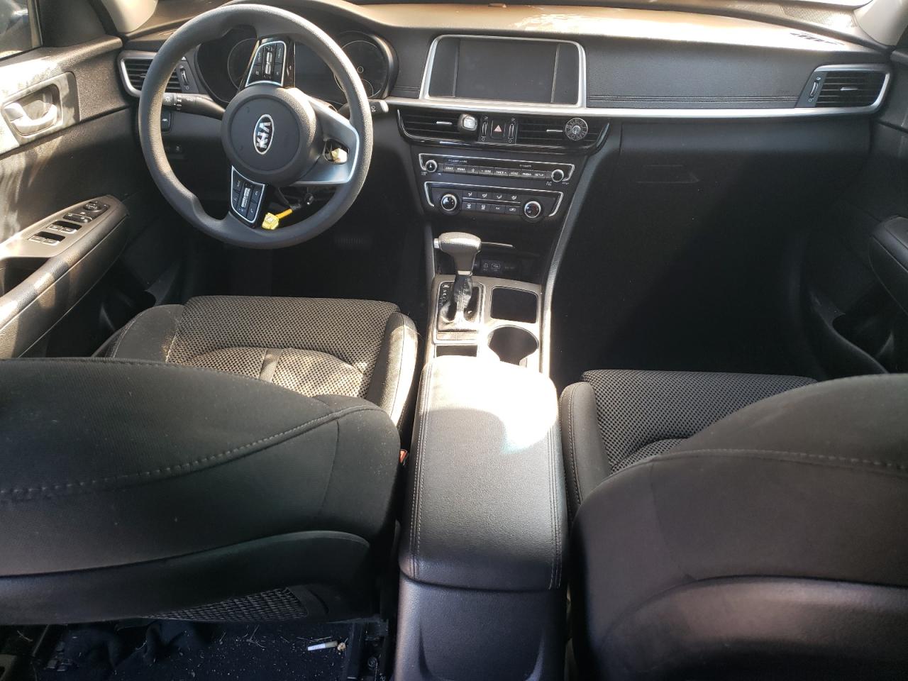 5XXGT4L30LG380995 2020 Kia Optima Lx