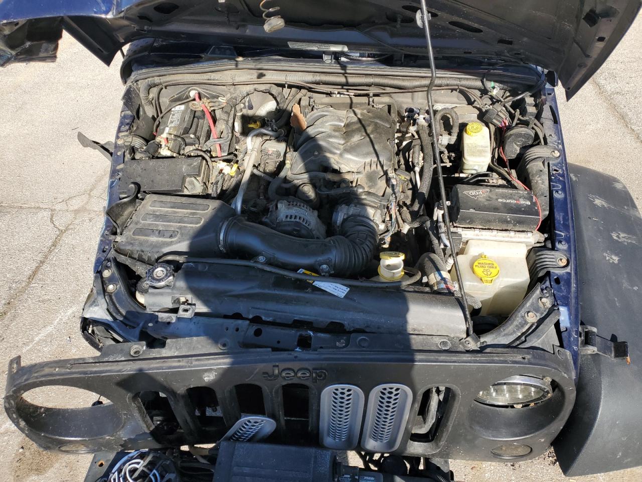 1C4GJWAG3DL523642 2013 Jeep Wrangler Sport