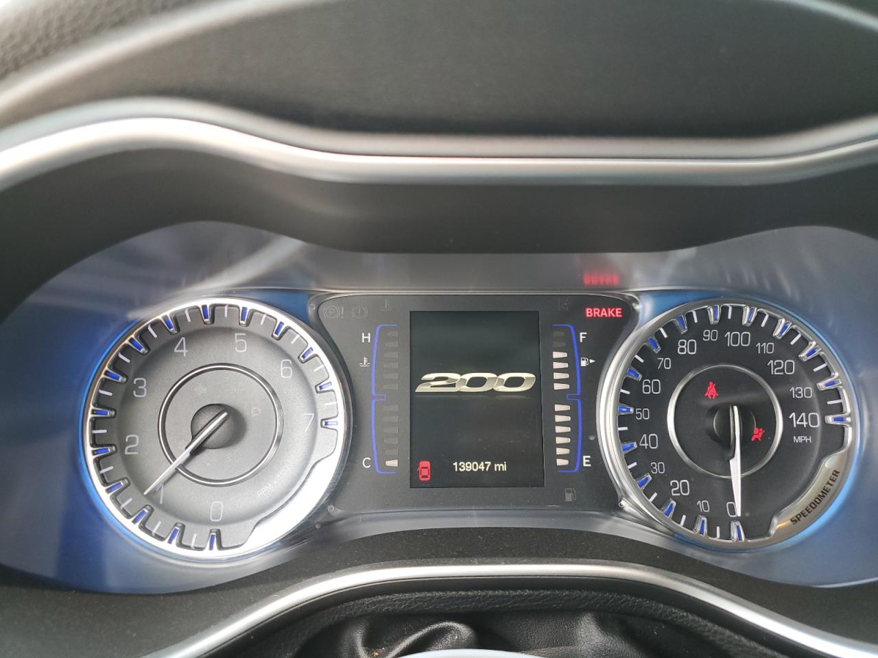 CHRYSLER 200 LIMITED