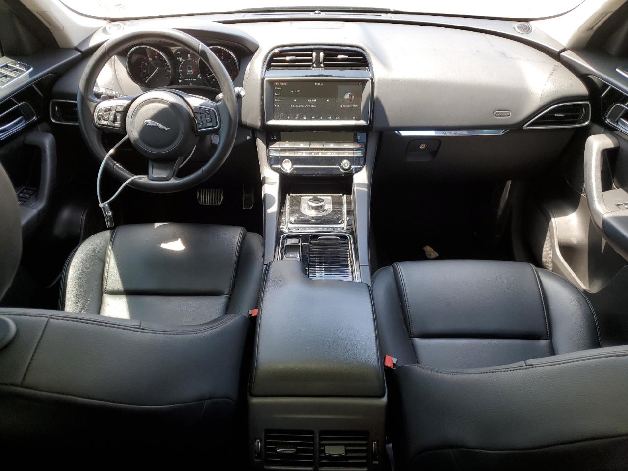 SADCJ2FX5KA611945 2019 Jaguar F-Pace Premium