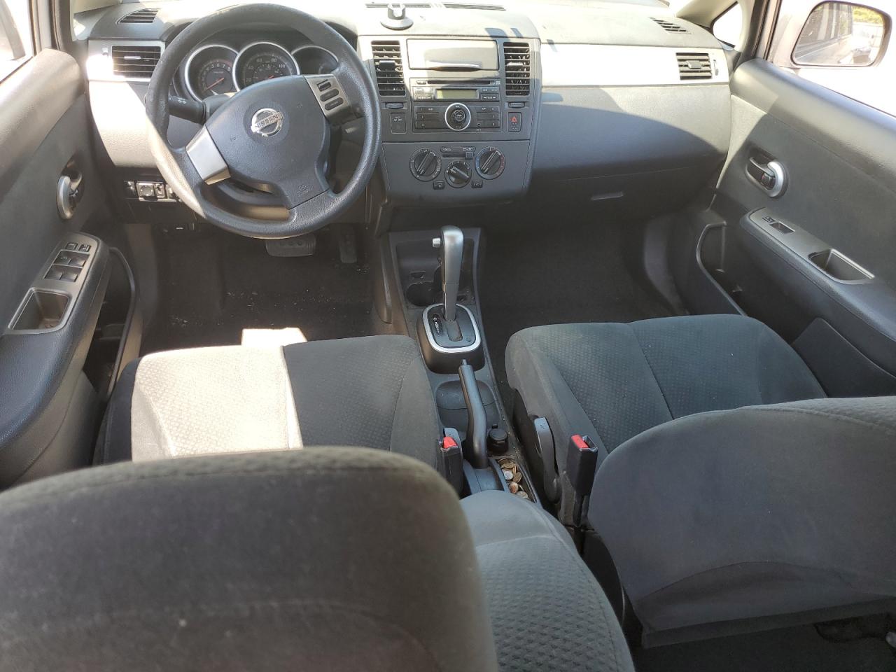 3N1BC1CP1BL413732 2011 Nissan Versa S