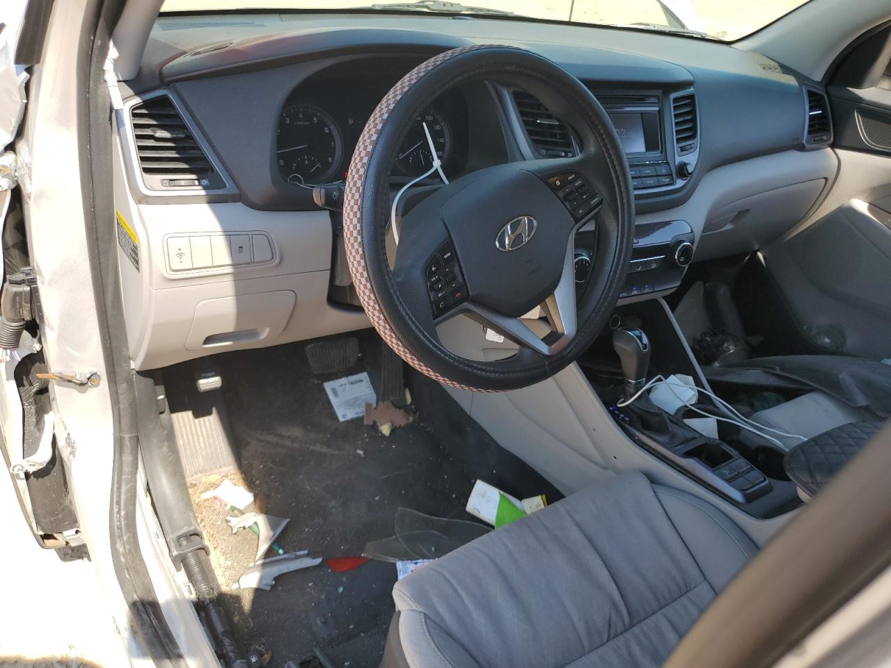 KM8J23A47HU579277 2017 Hyundai Tucson Se