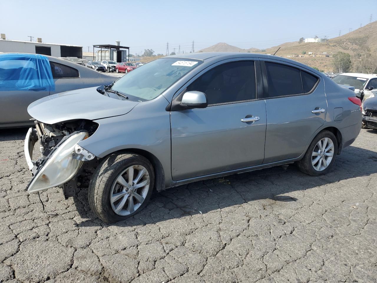 2014 Nissan Versa S vin: 3N1CN7AP2EL805451