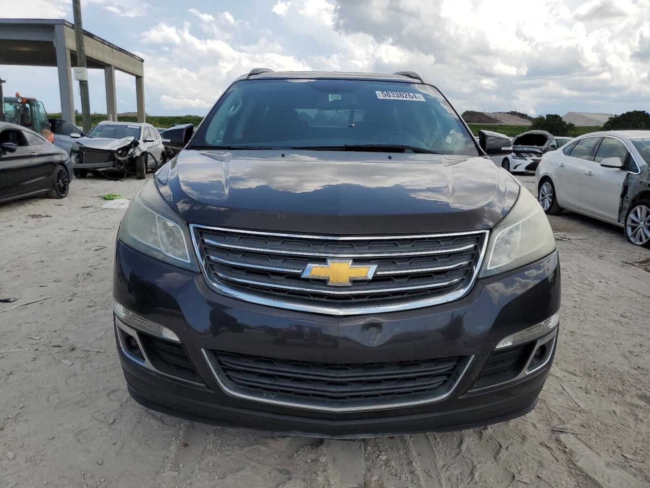 1GNKRGKD2GJ274142 2016 Chevrolet Traverse Lt