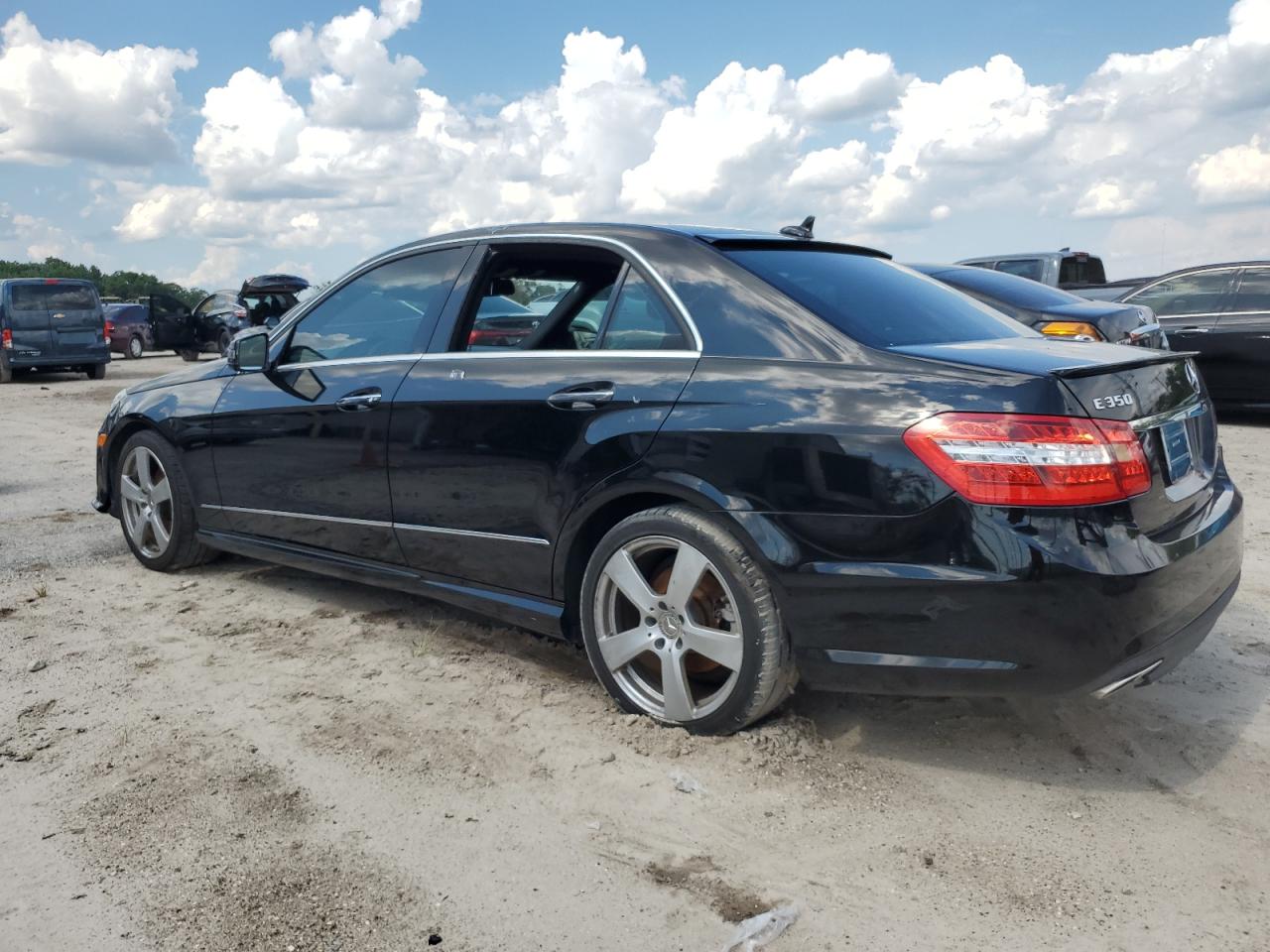 WDDHF5GB3BA344818 2011 Mercedes-Benz E 350