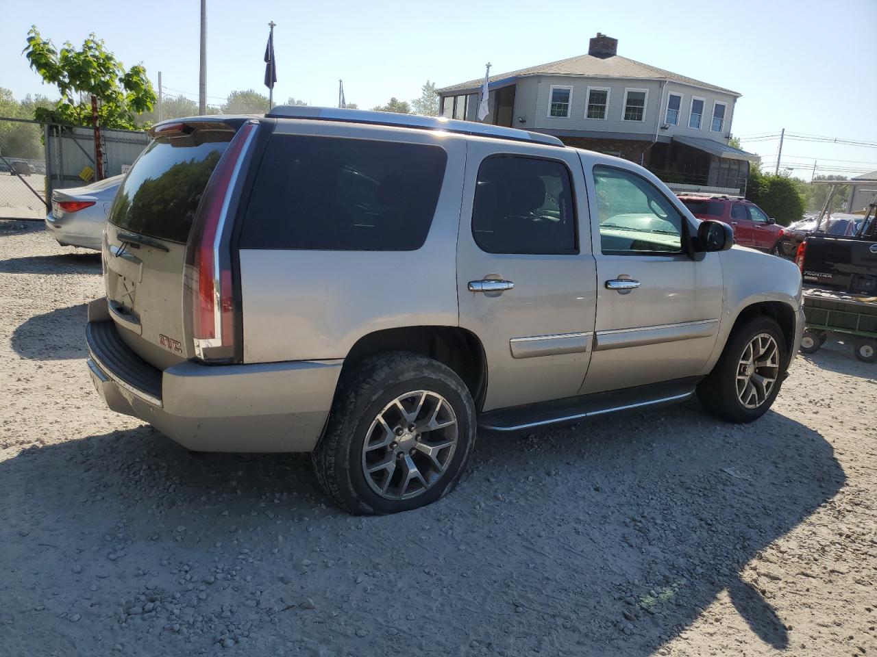 1GKFK63847J165633 2007 GMC Yukon Denali