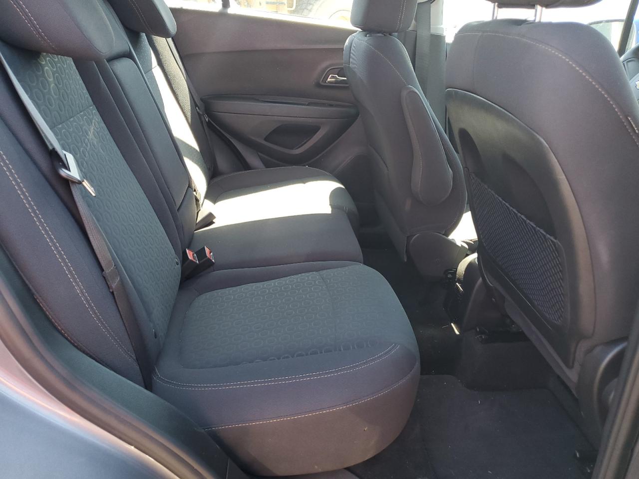 3GNCJKSB0LL324925 2020 Chevrolet Trax Ls