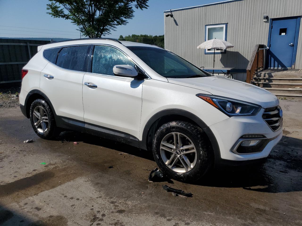 2018 Hyundai Santa Fe Sport vin: 5NMZUDLB3JH058881