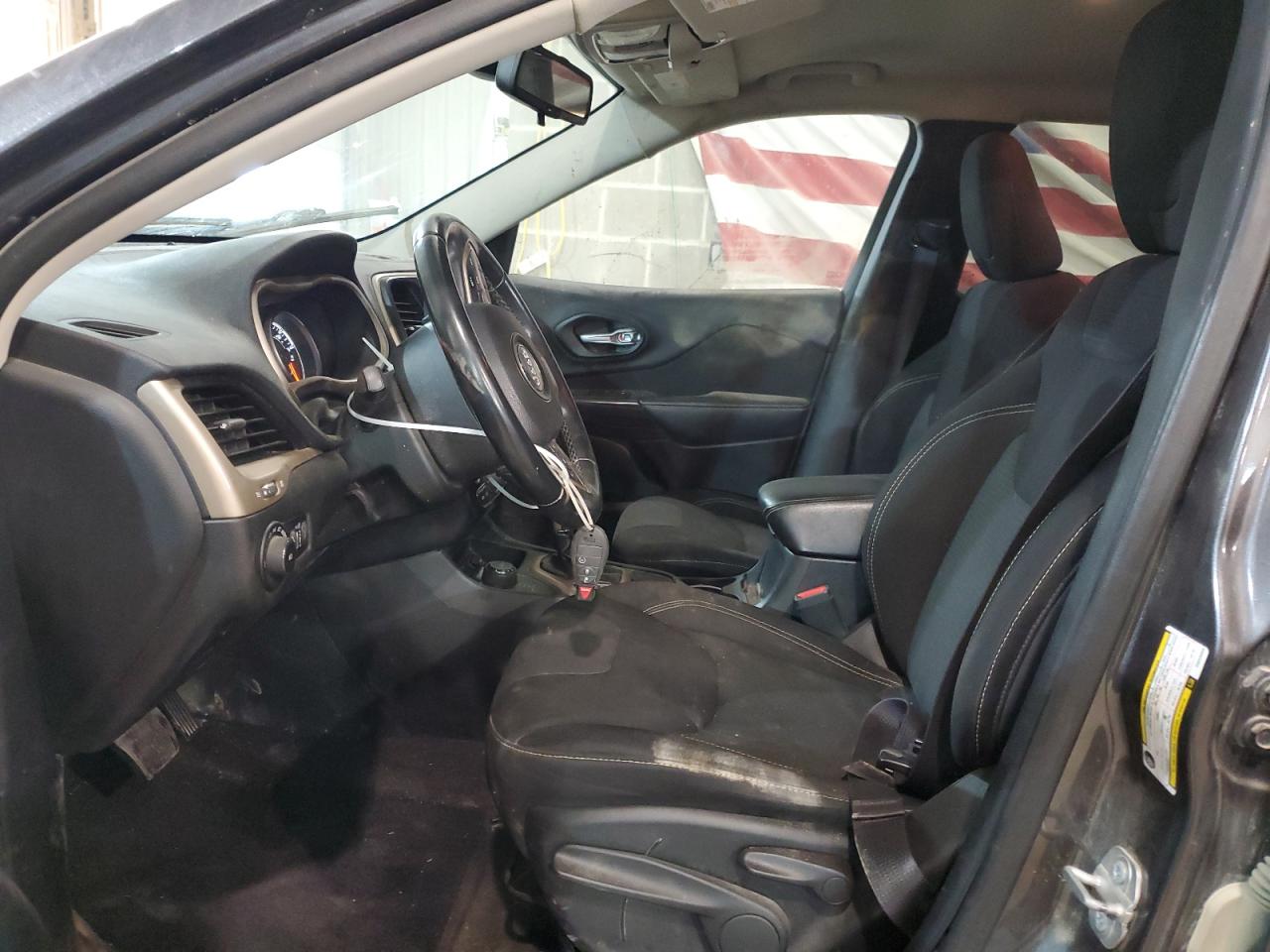 1C4PJMCB9GW326905 2016 Jeep Cherokee Latitude