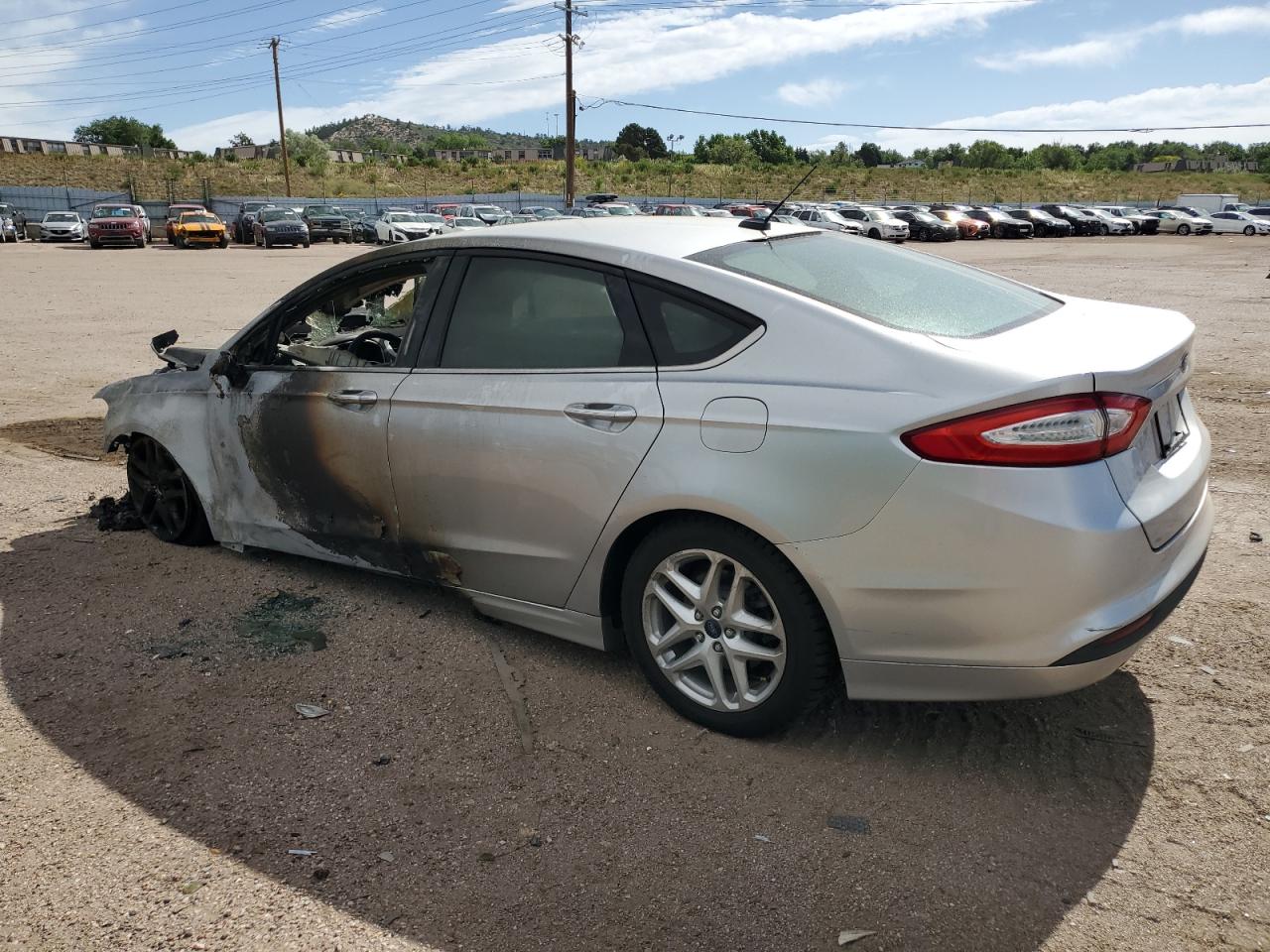 3FA6P0HR8DR305945 2013 Ford Fusion Se