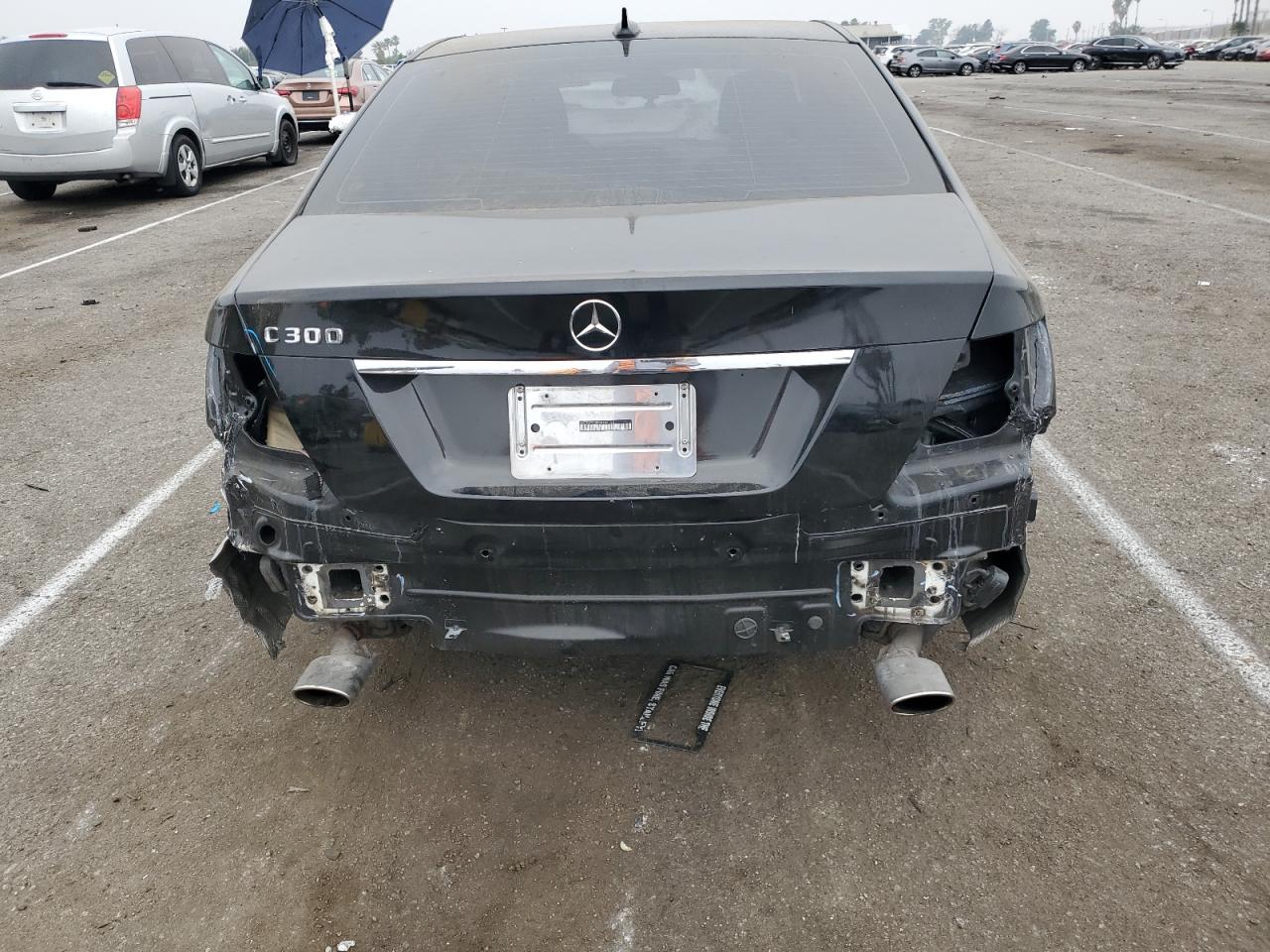 WDDGF5EB1BR153611 2011 Mercedes-Benz C 300
