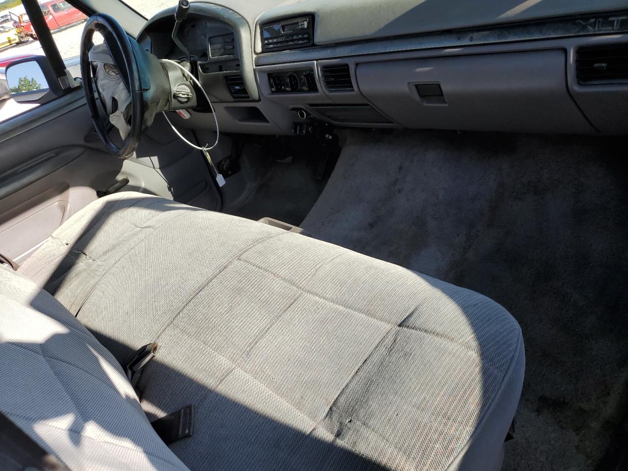 1FTEF14N8SNB53411 1995 Ford F150