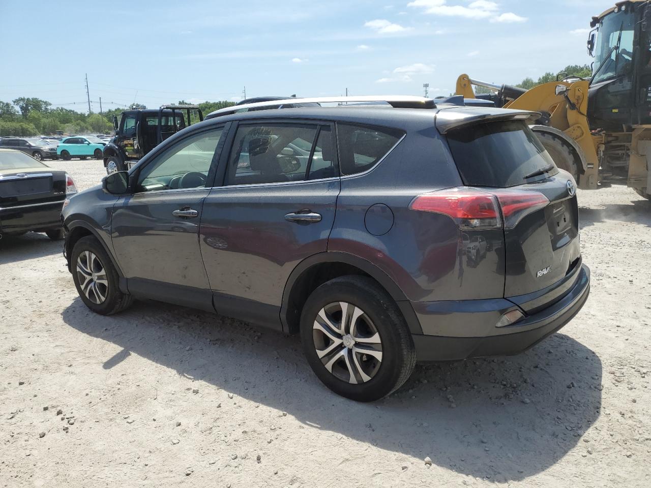 2016 Toyota Rav4 Le vin: JTMBFREV9GD189184