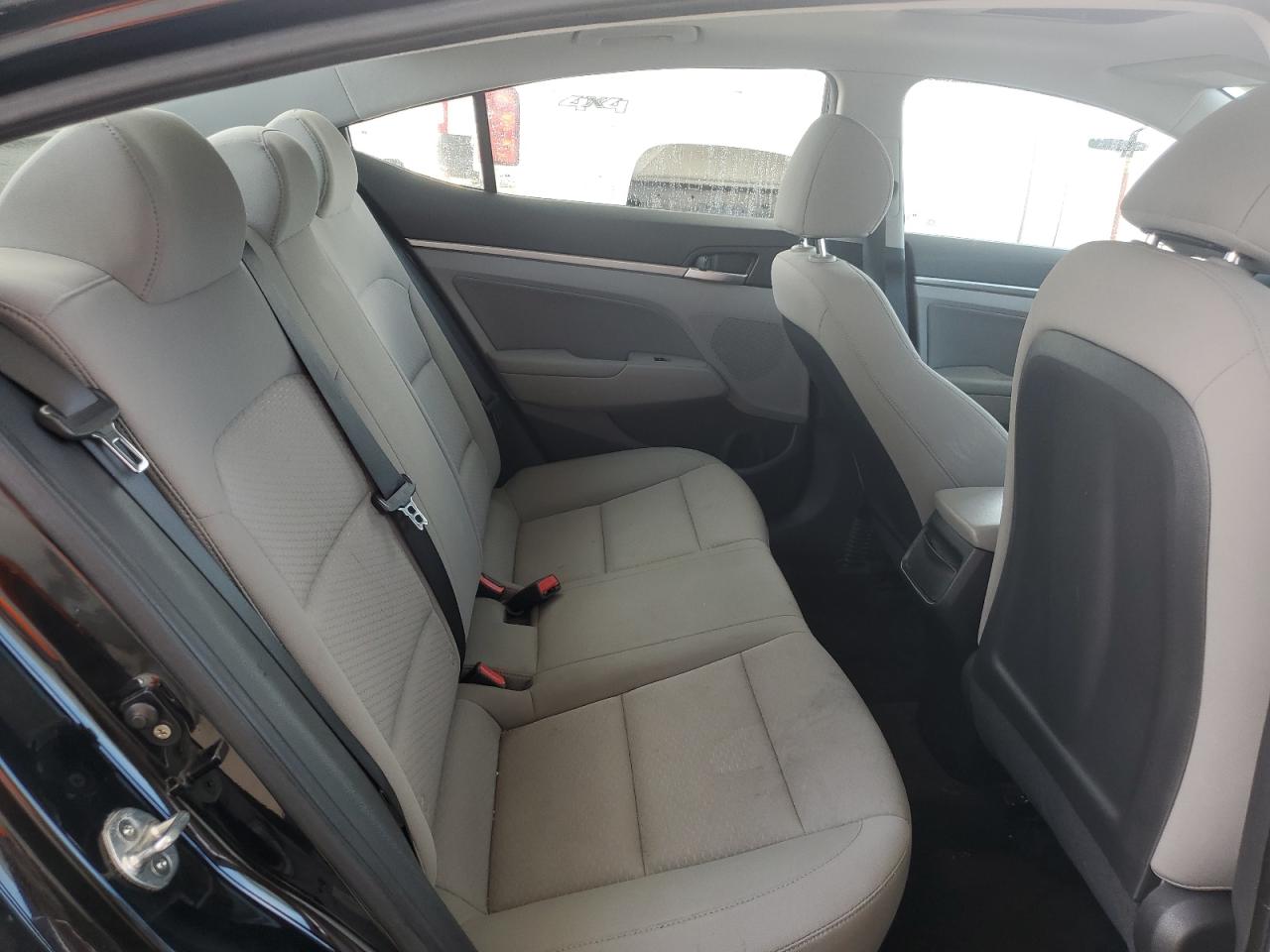 KMHD84LF9KU844112 2019 Hyundai Elantra Sel