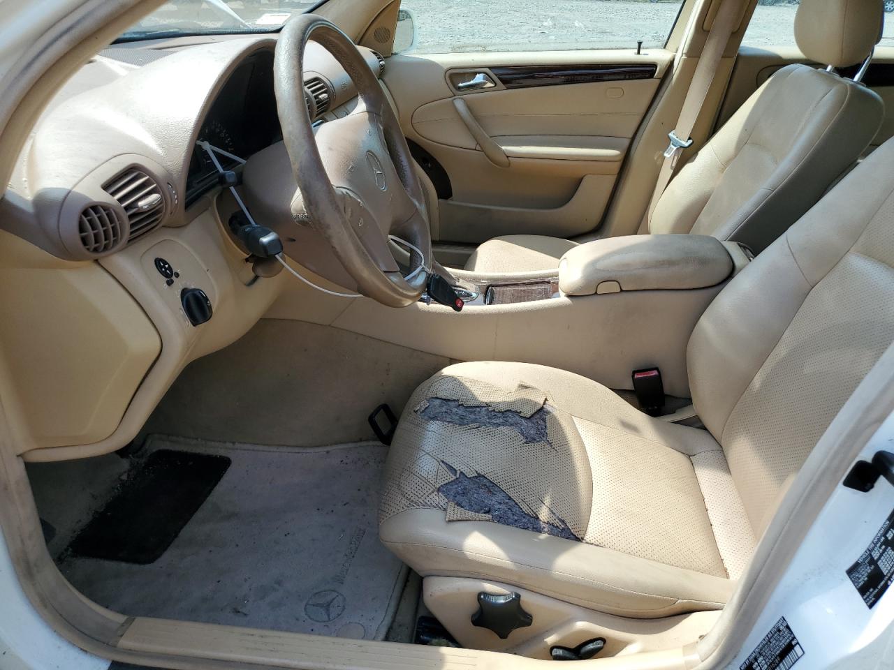 WDBRF61J84E016289 2004 Mercedes-Benz C 240