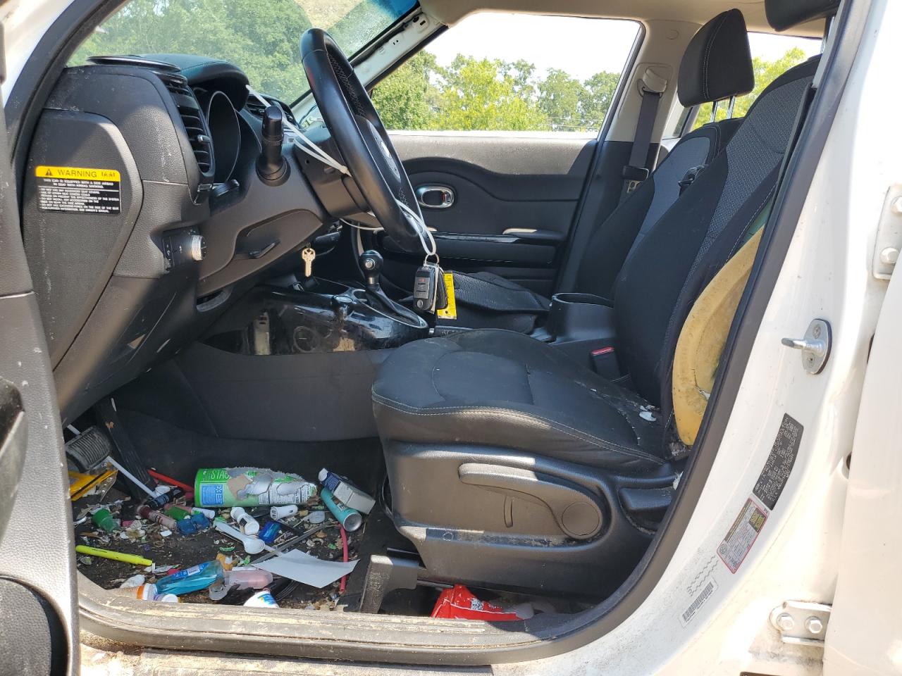 KNDJP3A52J7576810 2018 Kia Soul +