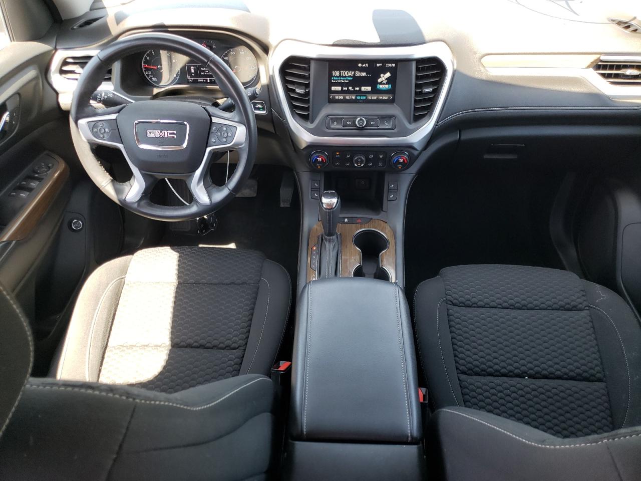 1GKKNSLA3JZ183101 2018 GMC Acadia Sle